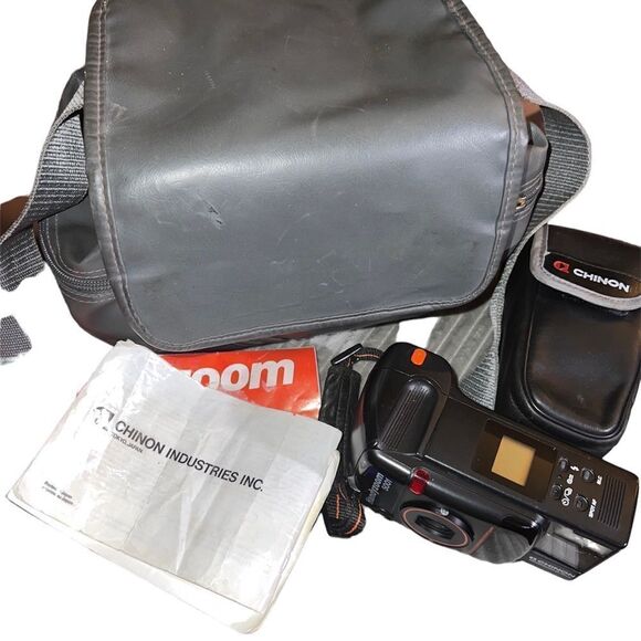 Chinon camera  - Picture 2 of 6